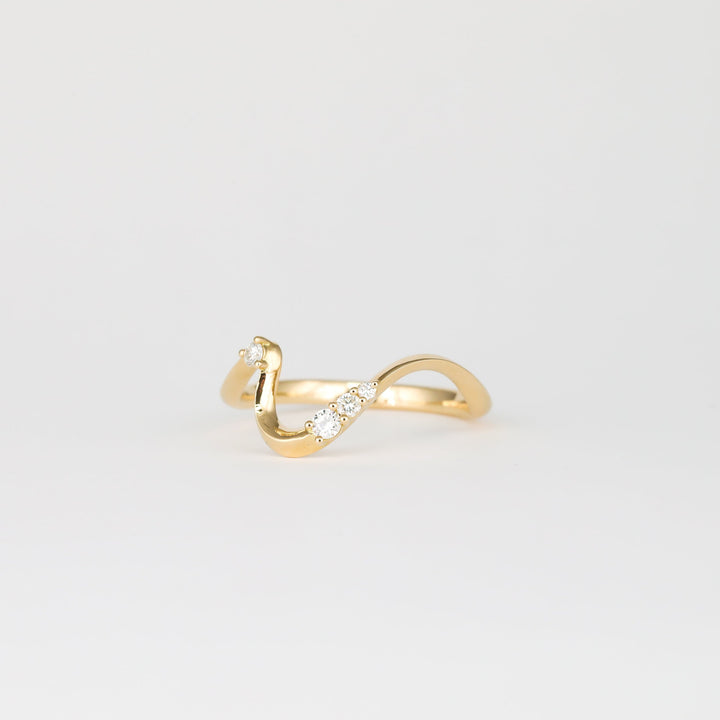 0.11 TCW Round Lab Grown Diamond Curved Wedding Band