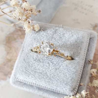 1.0-3.0 CT Round Cluster Lab Grown Diamond Engagement Ring