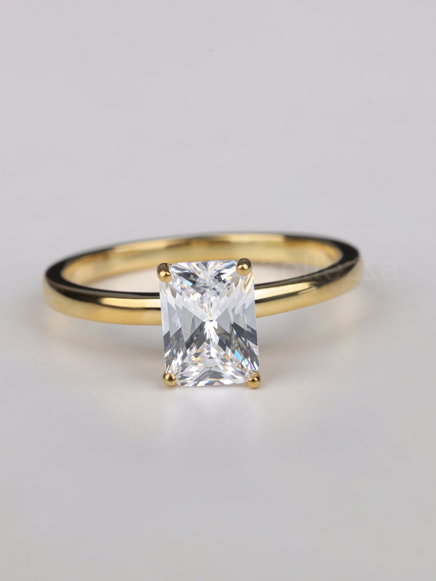 1.0CT Radiant Cut Solitaire Moissanite Engagement Ring