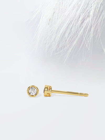 Round Cut Bezel Set Moissanite Stud Diamond Earrings in 14k Yellow Gold