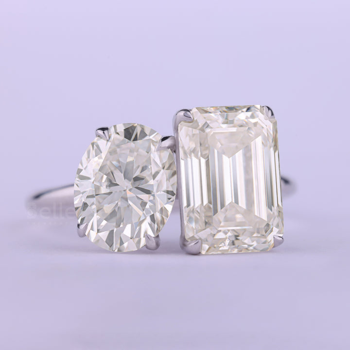 1.50CT Emerald & Oval Cut Diamond Moissanite Toi Et Moi Engagement Ring