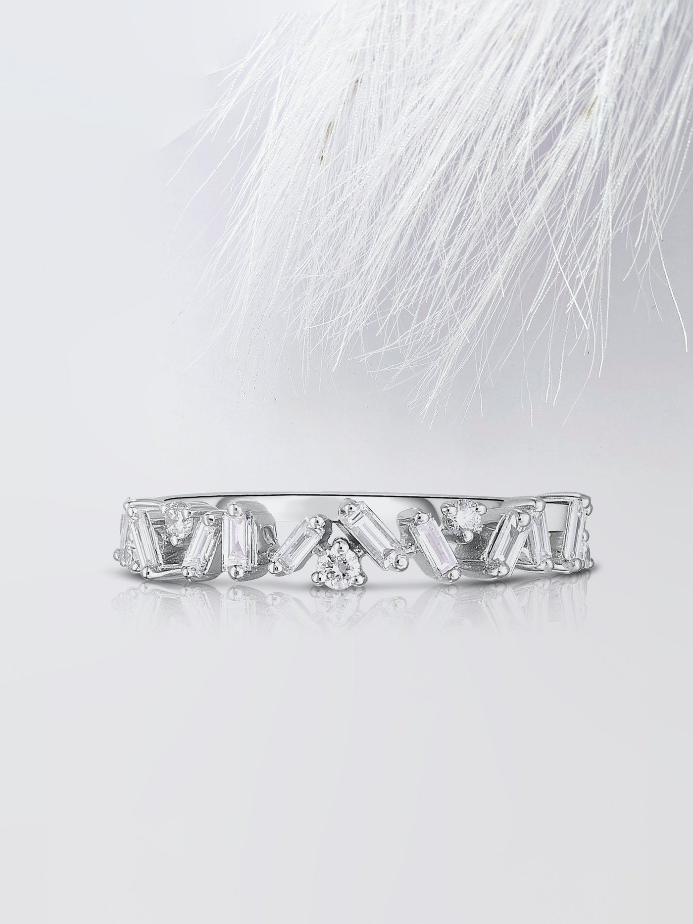 Round & Baguette Cut Cluster Diamond Wedding Band For Women