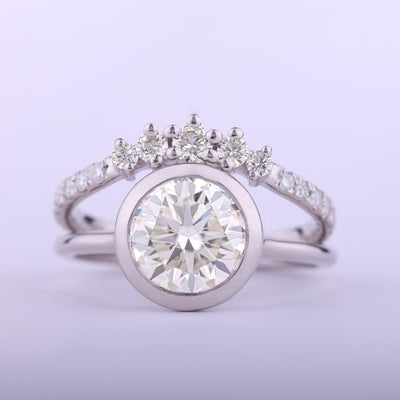 1.50CT ROund Cut Bezel Setting Curved Moissanite Bridal Ring Set