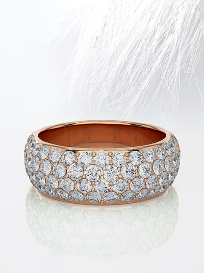 Round Cut Clustered Moissanite Men's Wedding Band In White Gold