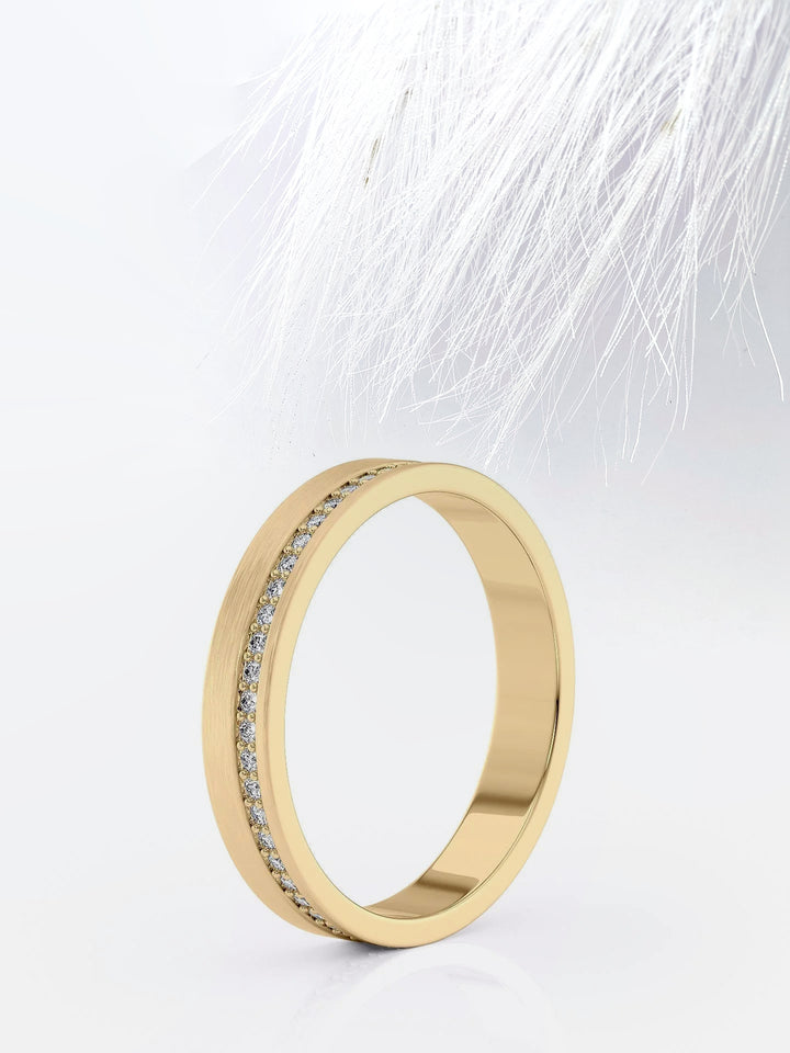 Round Cut Shared Prong Moissanite Men's Diamond Wedding Band