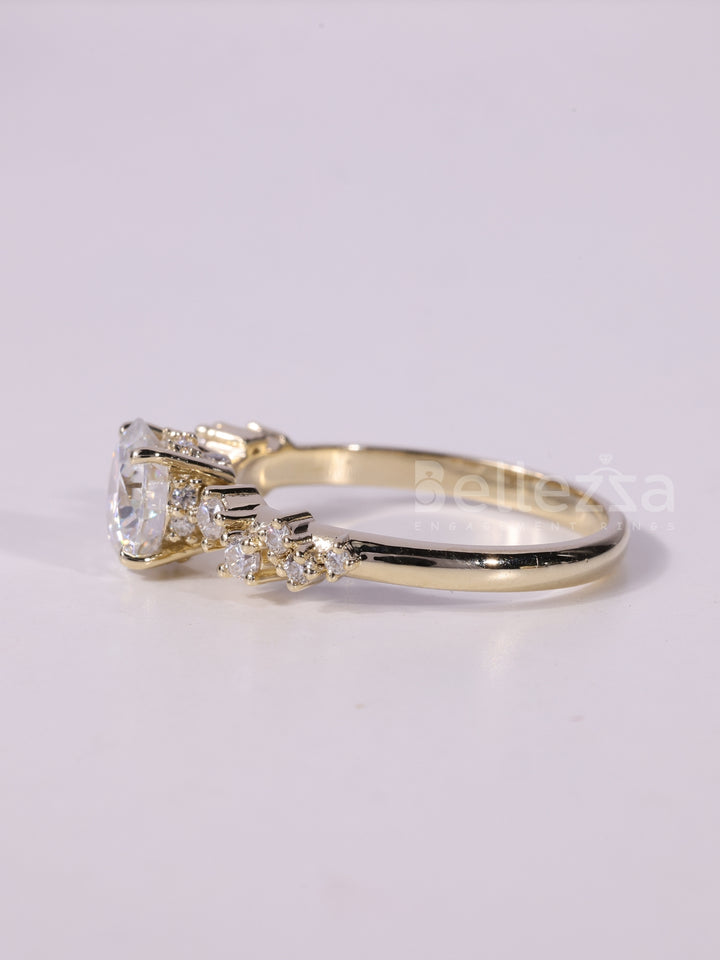 1.0CT-2.0CT Round Brilliant Cut Cluster Diamond Engagement Ring