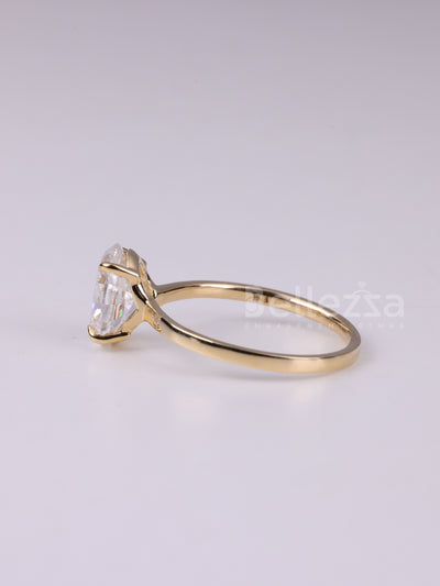 2.0CT Oval Cut Diamond Solitaire Moissanite Engagement Ring