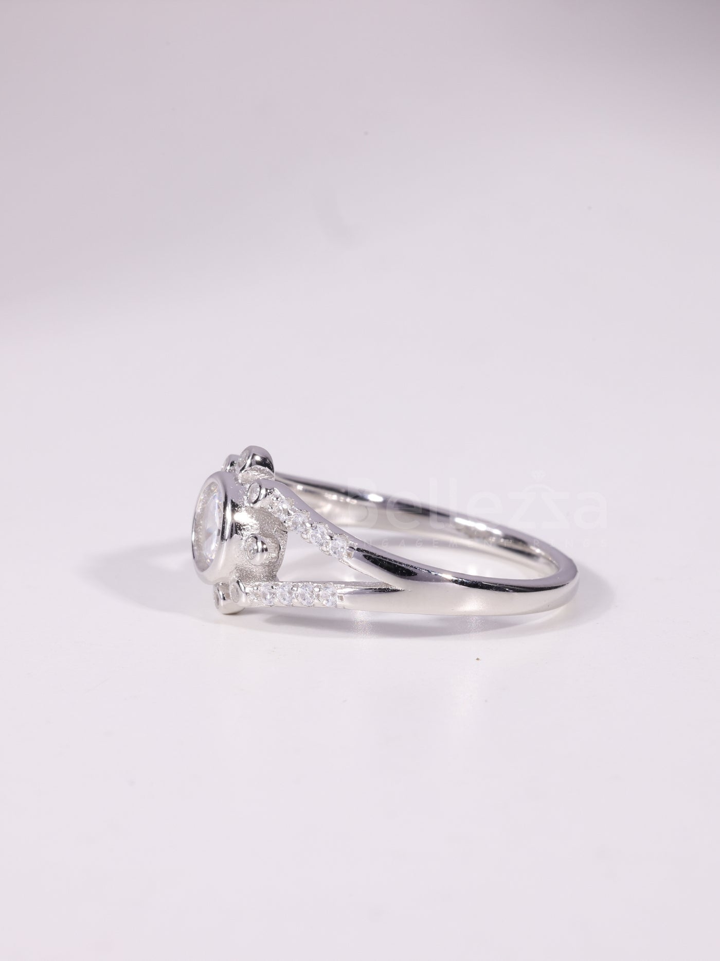 1.0CT-3.0CT Round Cut Cluster Diamond Engagement Ring