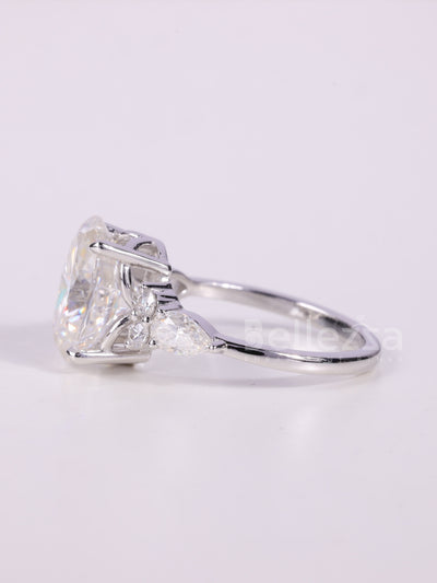 2.0CT-3.0CT Oval Cut Cluster Diamond Engagement Ring