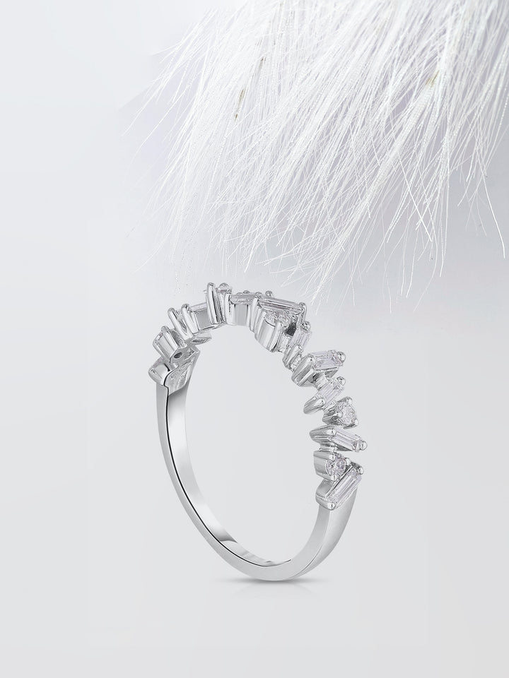 Round & Baguette Cut Cluster Diamond Wedding Band For Women