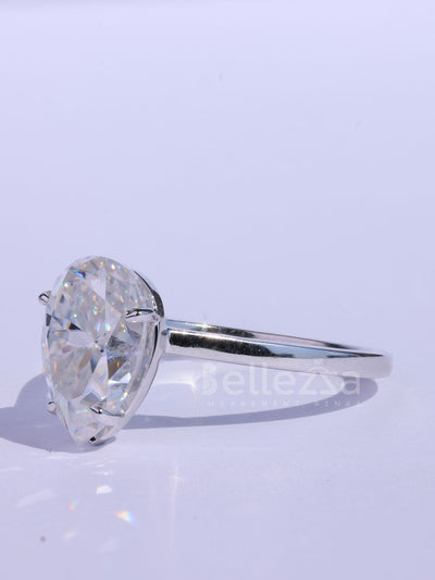 1.50CT Pear Cut Solitaire Moissanite Diamond Engagement Ring