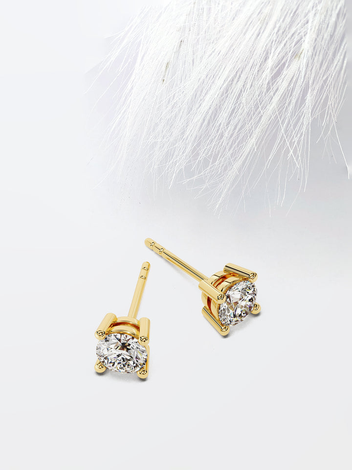 Round Cut Solitaire Moissanite Stud Diamond Earrings For Women