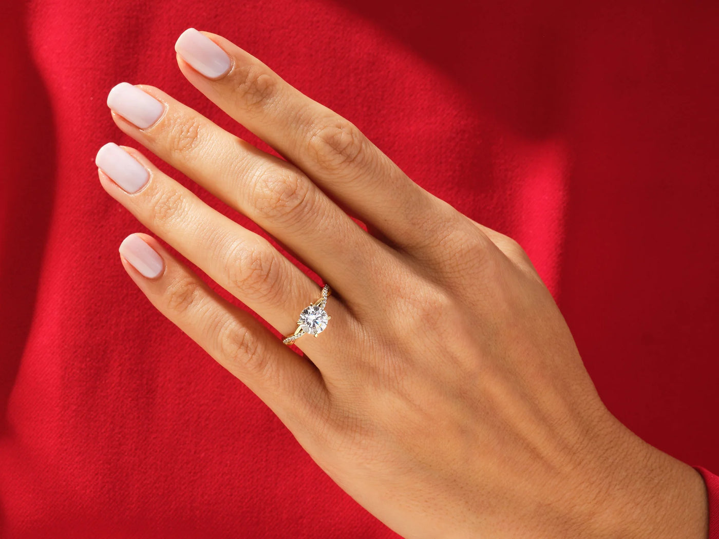 1.0 CT Round Diamond Twisted Pave Setting Moissanite Engagement Ring