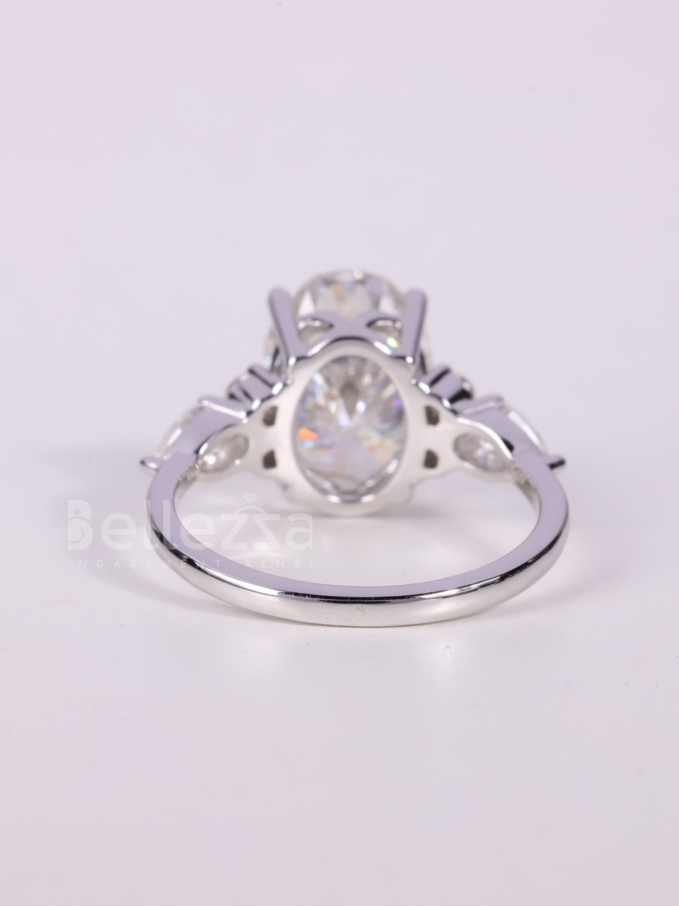 2.0CT-3.0CT Oval Cut Cluster Diamond Engagement Ring