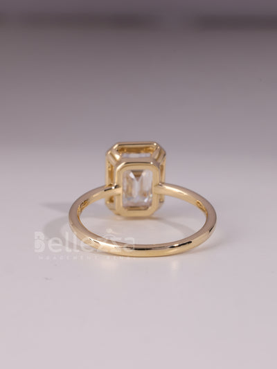 1.50CT-2.50CT Emerald Cut Bezel Setting Engagement Ring
