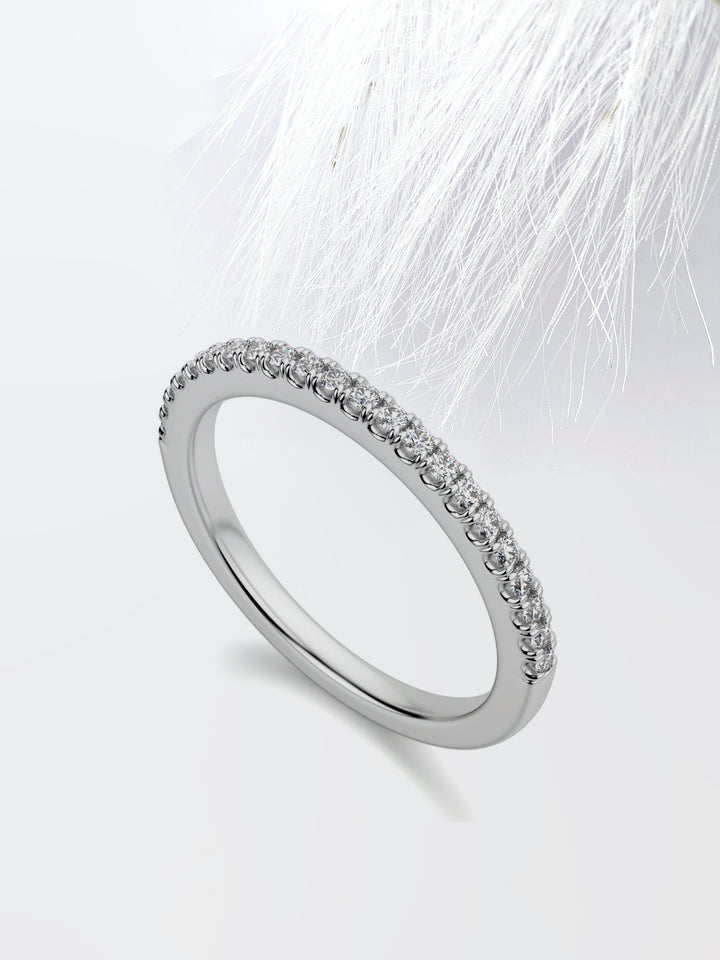 Round Cut Eternity Diamond Wedding Band For Women