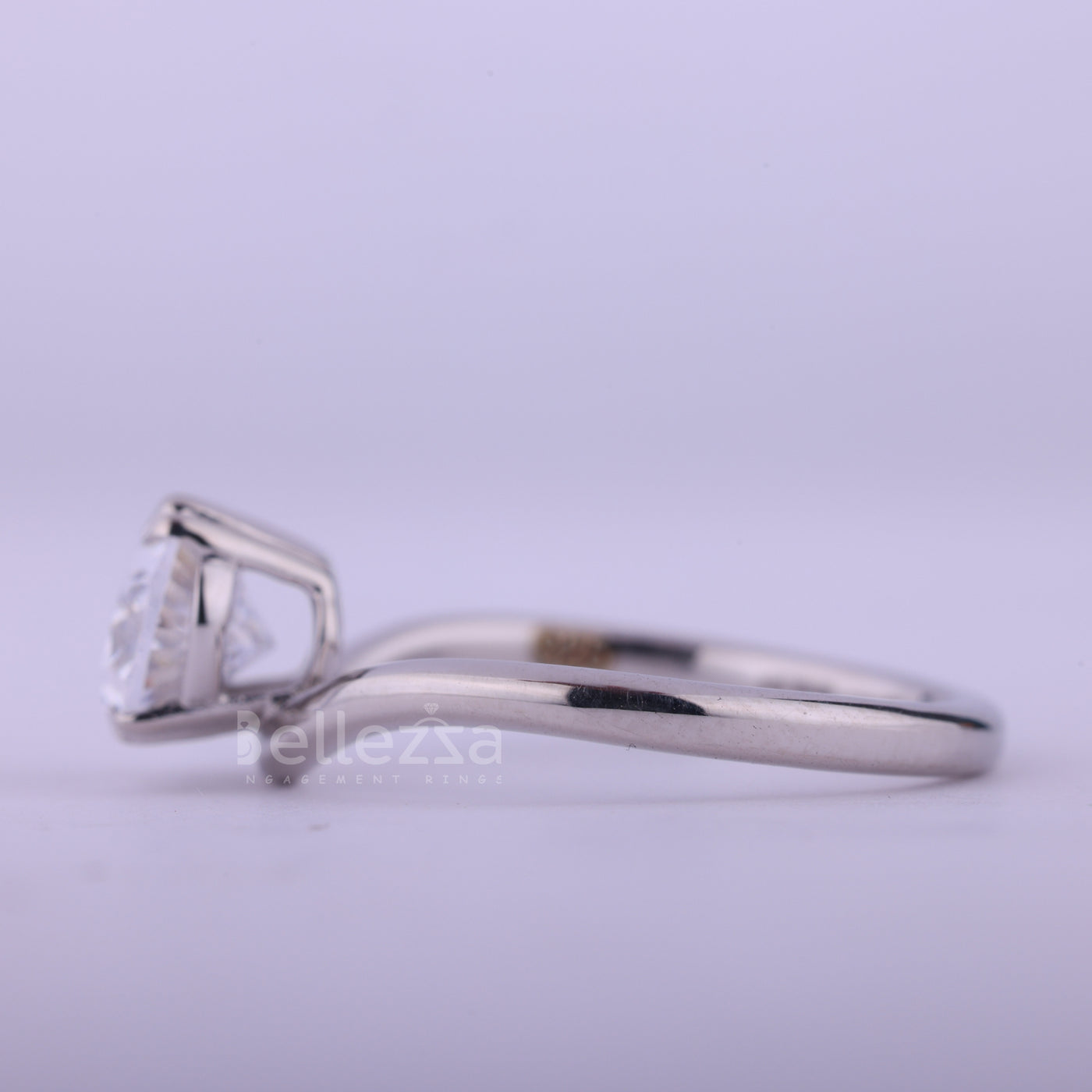 1.50CT East-West Oval Cut Curved Moissanite Engagement Ring