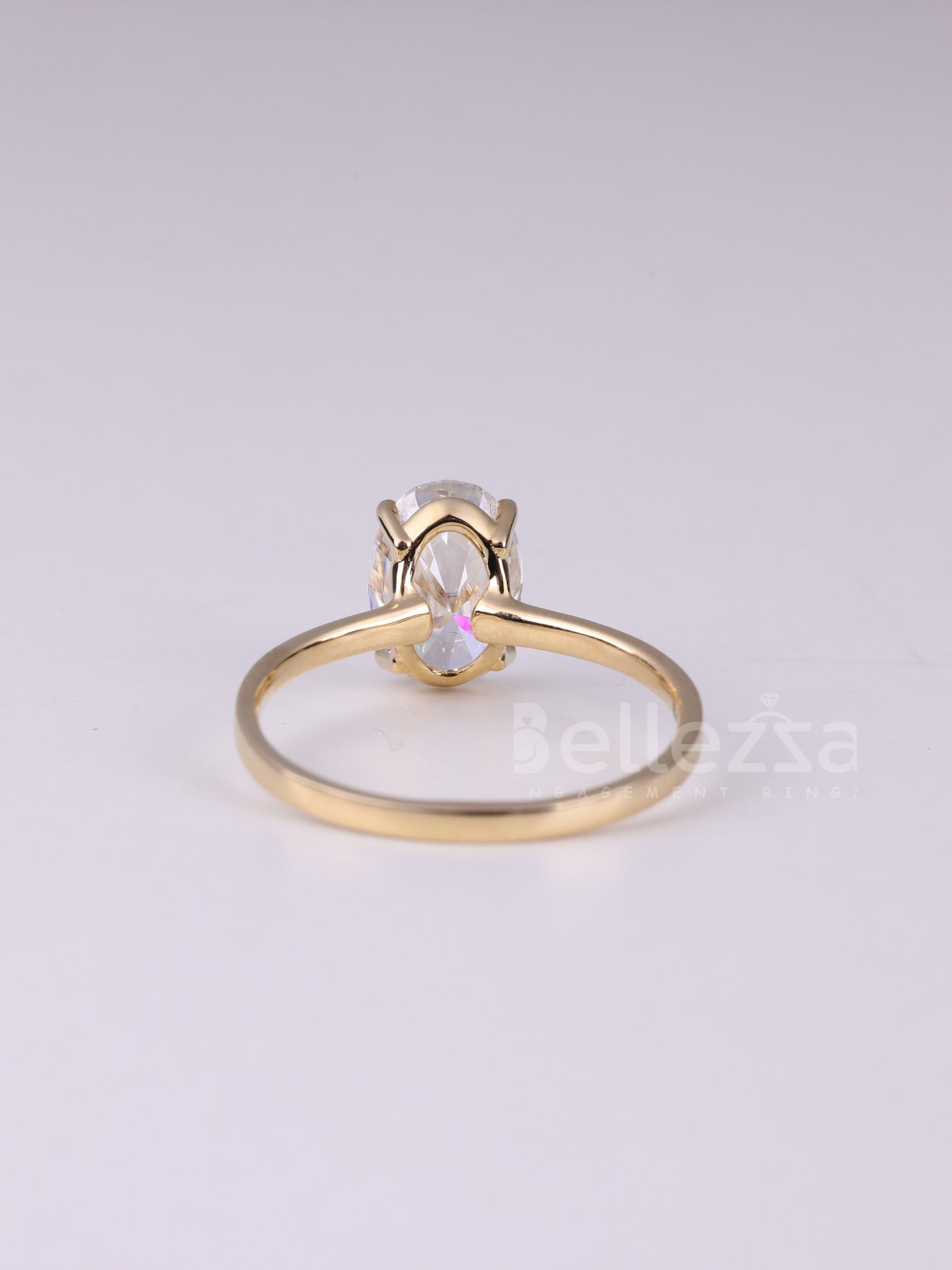 2.0CT Oval Cut Diamond Solitaire Moissanite Engagement Ring