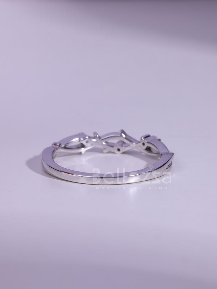 Round Brilliahnt Cut Nature Inspired Moissanite Wedding Band