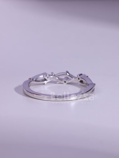 Round Brilliahnt Cut Nature Inspired Moissanite Wedding Band