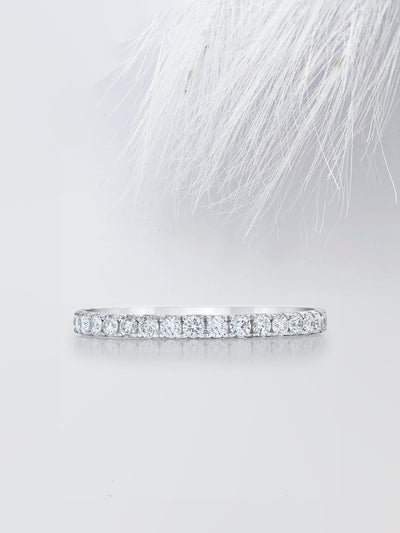 Round Cut Eternity Diamond Wedding Band For Women