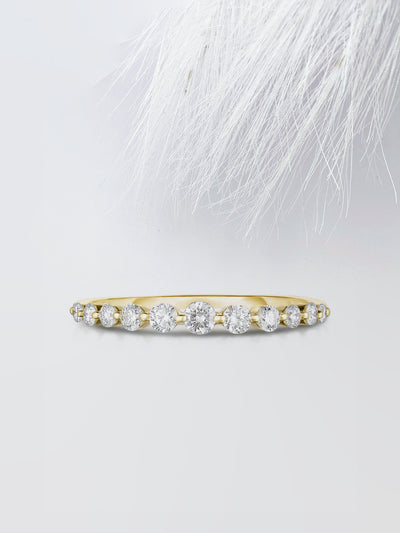 Round Cut Single Prong Diamond Wedding Band For Her