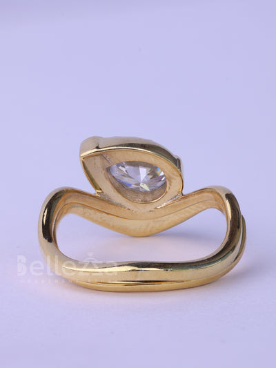 Unique Pear Cut Diamond Curved Moissanite Engagement Ring Set