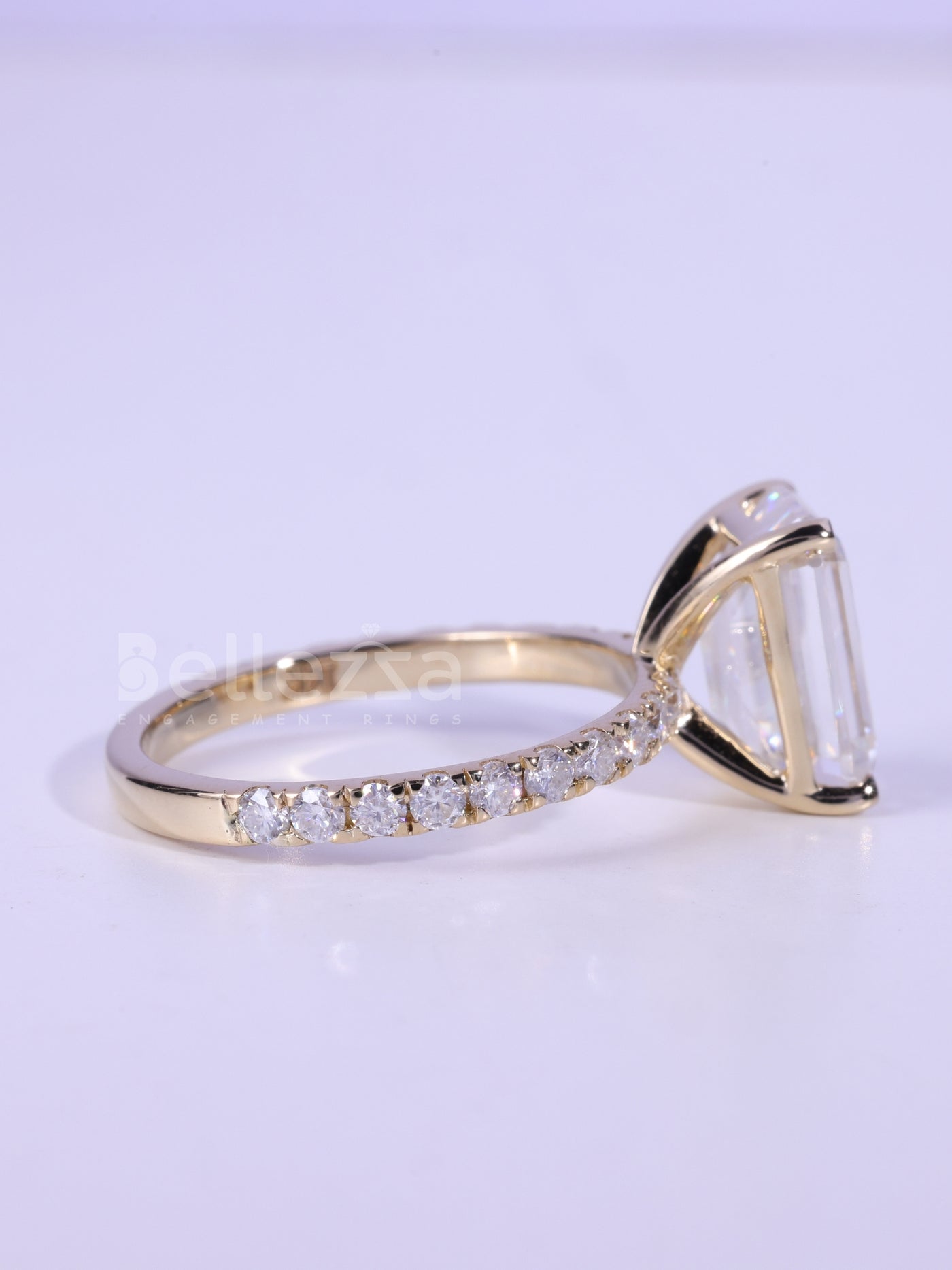 2.0CT-3.0CT Emerald Cut Diamond Pave Setting Engagement Ring