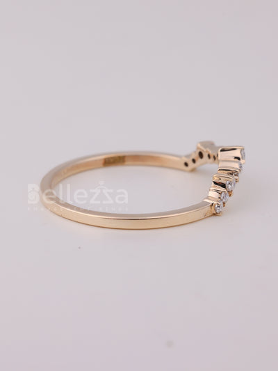 Round Cut Curved Moissanite Wedding Band For Her