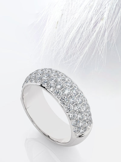 Round Cut Clustered Moissanite Men's Wedding Band In White Gold