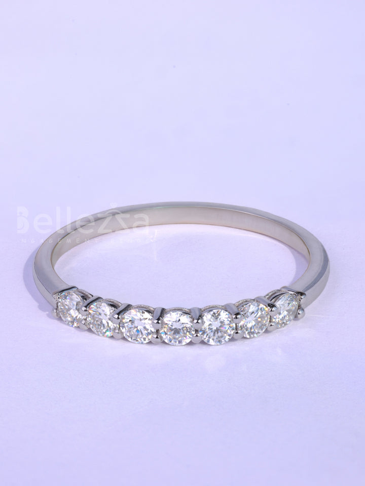 Round Cut Diamond Minimalist Moissanite Wedding Band
