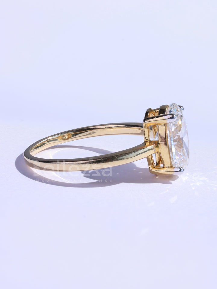 1.50CT Oval Cut Solitaire Diamond Moissanite Timeless Engagement Ring