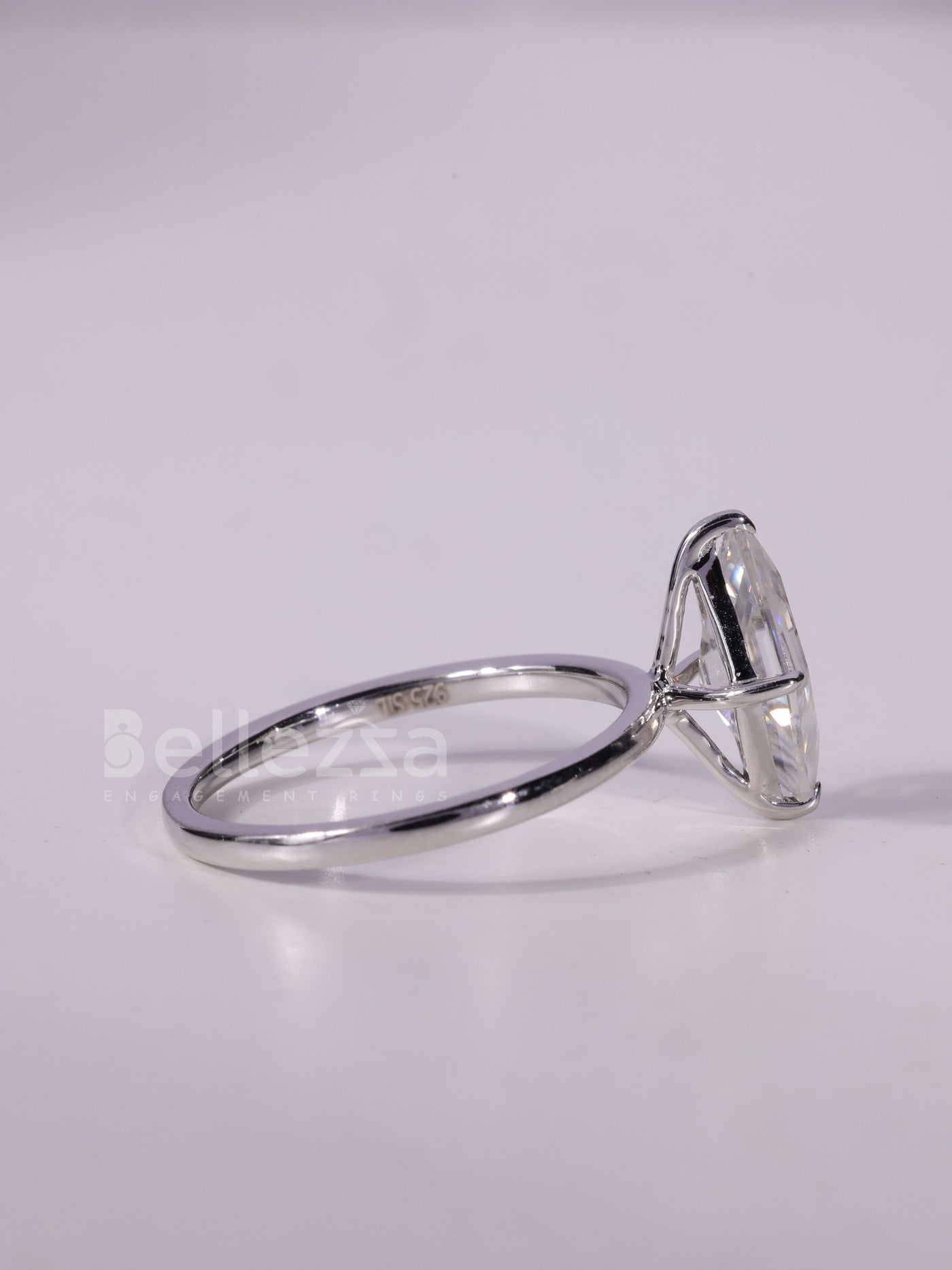 1.0CT Kite Cut Diamond Solitaire Moissanite Engagement Ring