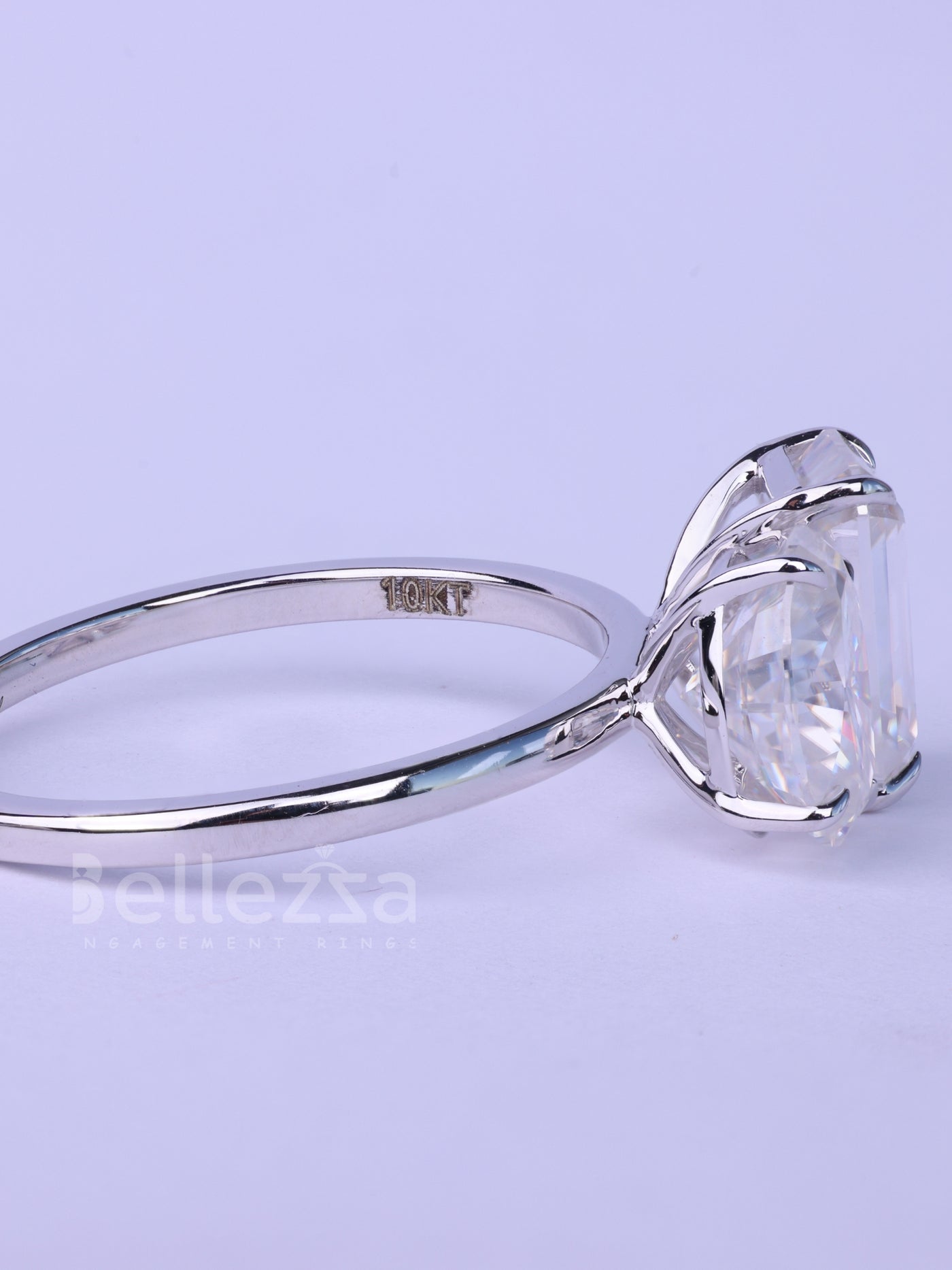 1.0CT Emerald & Oval Cut Classic Toi Et Moi Moissanite Engagment Ring