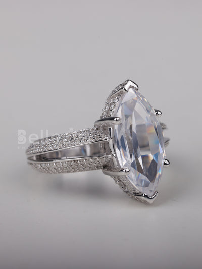 2.0CT Marquise Cut Cluster Diamond Moissanite Engagement Ring