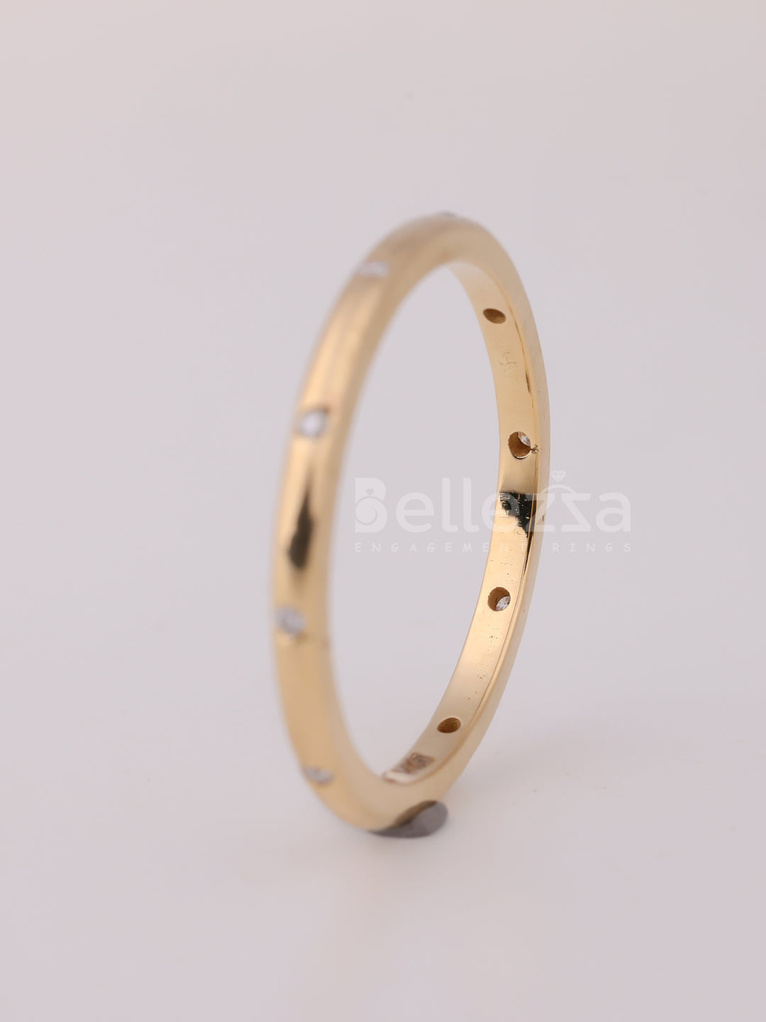 Round Cut Diamond Flush Setting Moissanite Wedding Band