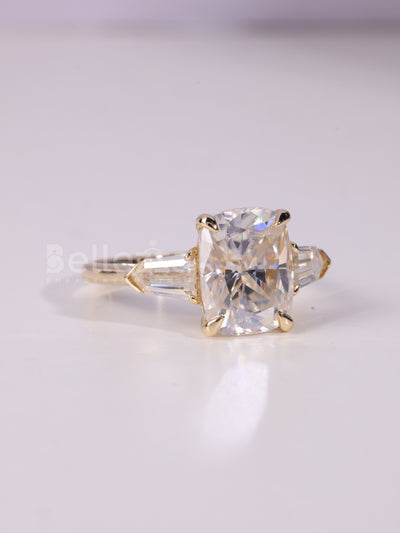 2.50CT-3.50CT Elongated Cushion Cut Three Stone Engagement Ring