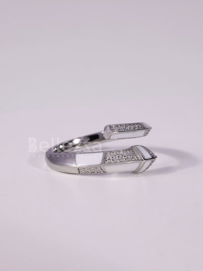 0.60TCW Round Cut Unique Style Bypass Shank Wedding Band