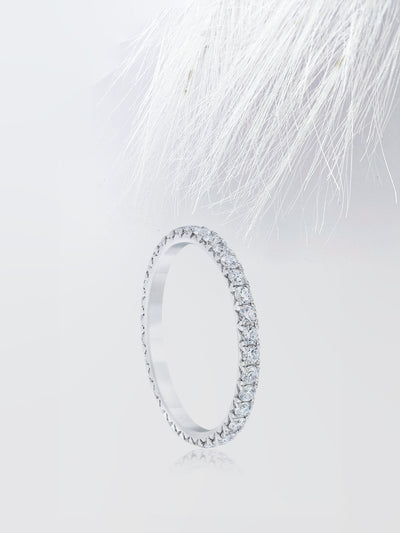 Round Cut Eternity Diamond Wedding Band For Women