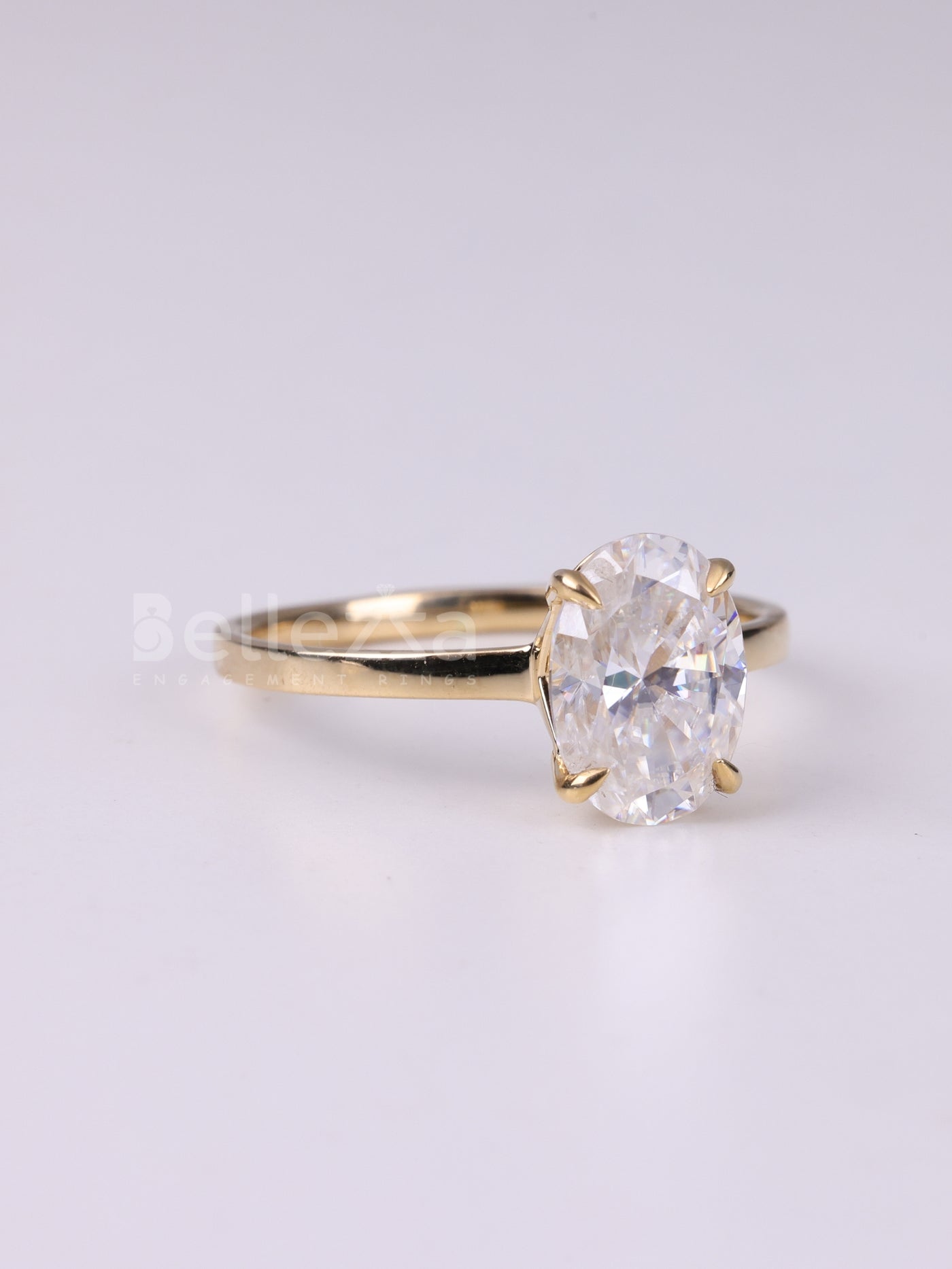 2.0CT Oval Cut Diamond Solitaire Moissanite Engagement Ring