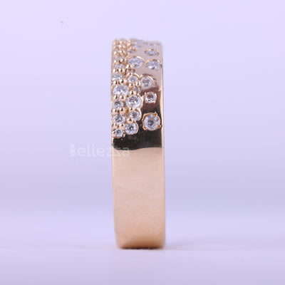 Round Cut Cluster Diamond Flush Set Moissanite Wedding Band