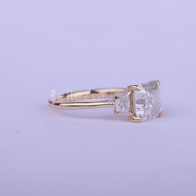 1.0CT Asscher Cut Diamond Three Stone Moissanite Engagement Ring