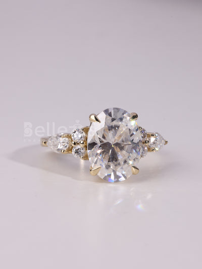 2.0CT-3.0CT Oval Cut Cluster Dimaond Moissanite Engagement Ring