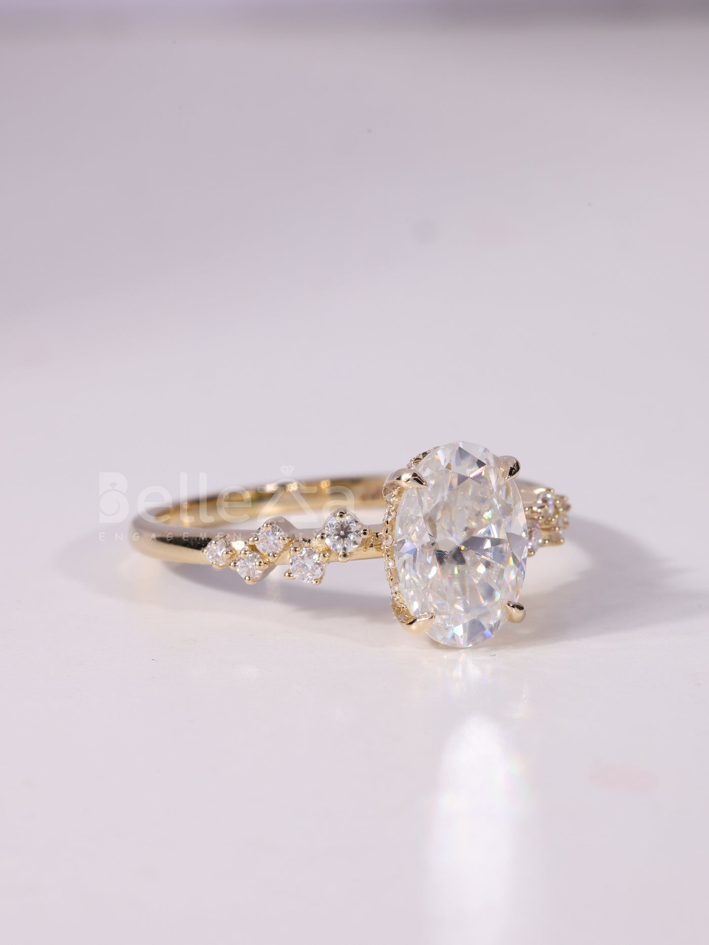 1.50CT-2.50CT Oval Cut Diamond Cluster Moissanite Engagement Ring