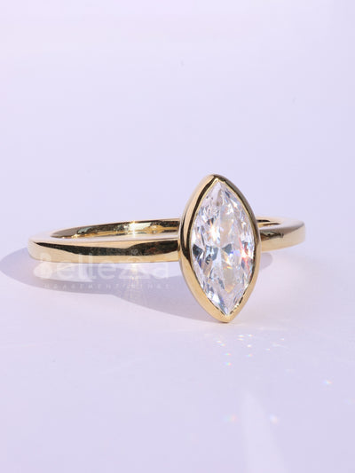 1.0CT Marquise Cut Bezel Setting Moissanite Engagement Ring