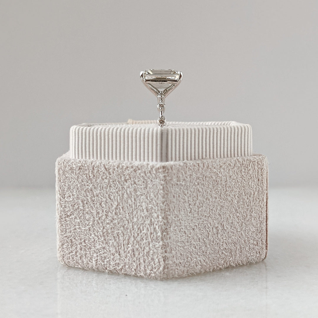 1.50-3.20 CT Emerald Diamond Dainty Style Engagement Ring