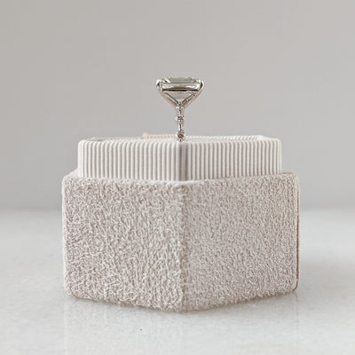 1.50-3.20 CT Emerald Diamond Dainty Style Engagement Ring