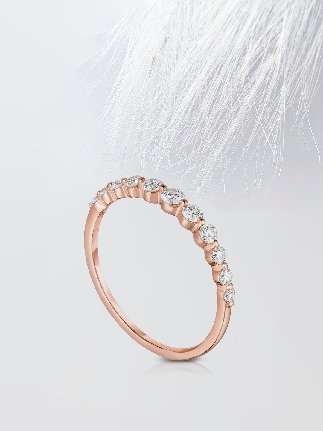 Round Cut Single Prong Diamond Wedding Band For Her