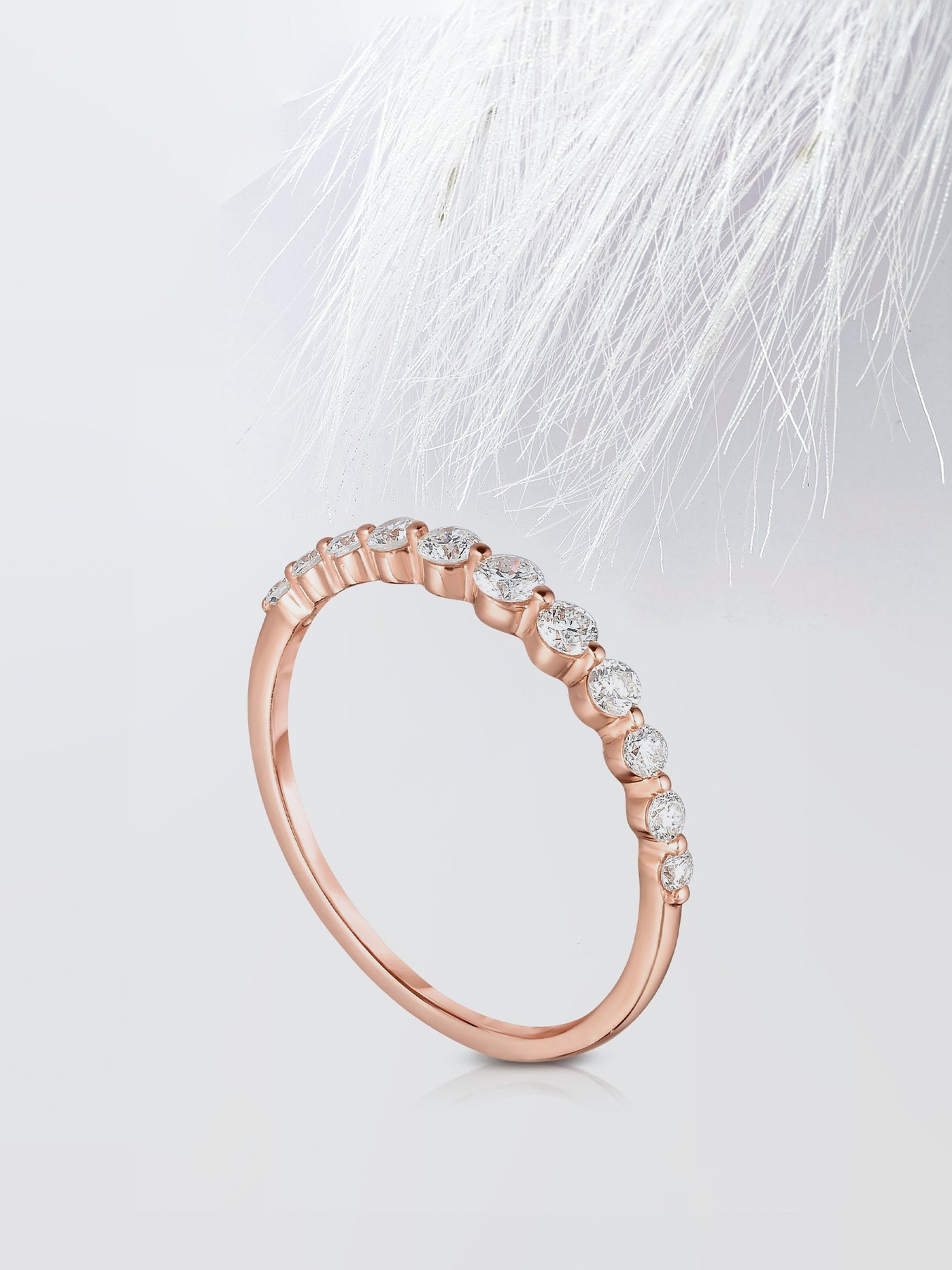 Round Cut Single Prong Diamond Wedding Band For Her