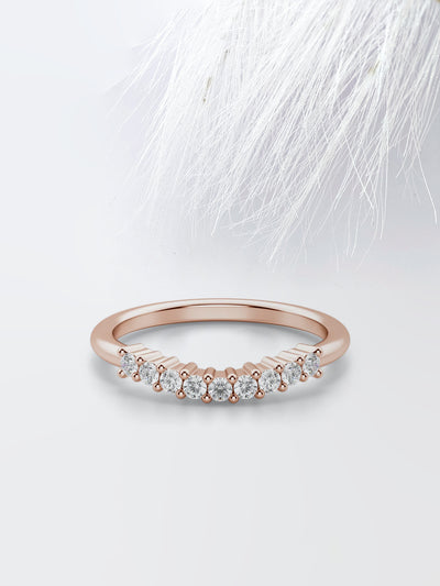 Round Cut Curved Diamond Wedding Band For Women